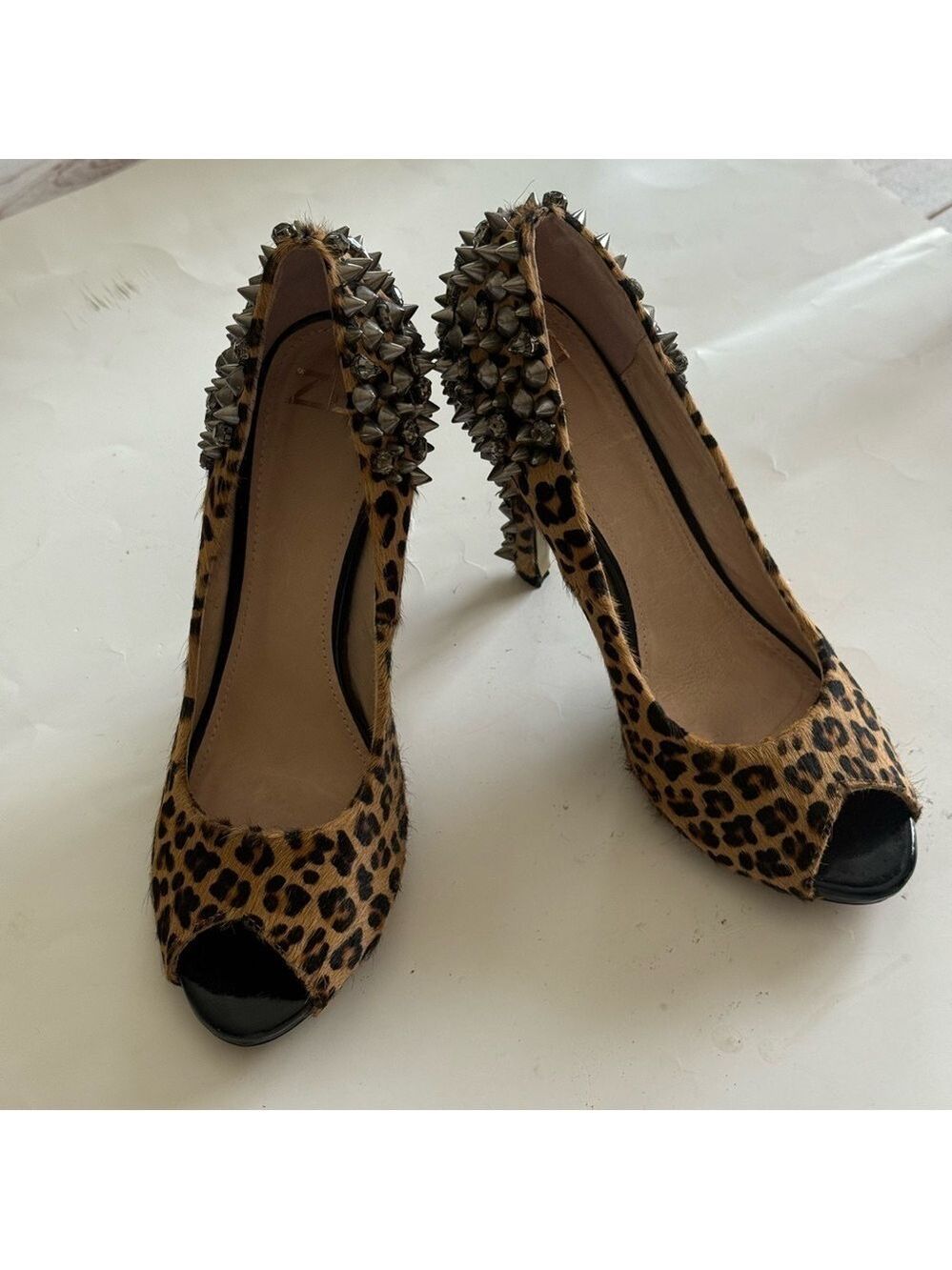 Leopard Print Stilettos Spiked high heels open toe 
Women’s 9 USA Party Wedding - Picture 13 of 16